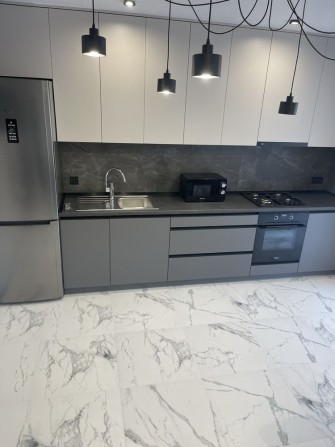 Пропоную в оренду 2 кім в Новобудові ЖК Центральний - фото 1