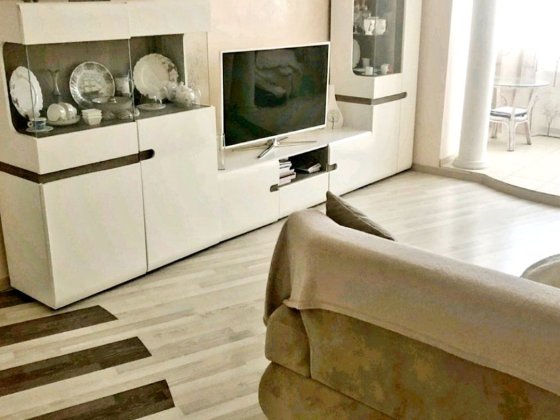 Уютная 2х.кв. возле парка Мир.. Кременчуг