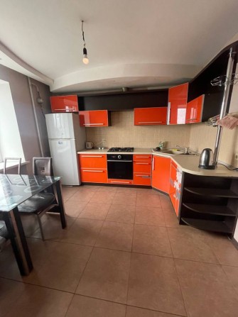 Оренда 3к квартири на Виставці - фото 1