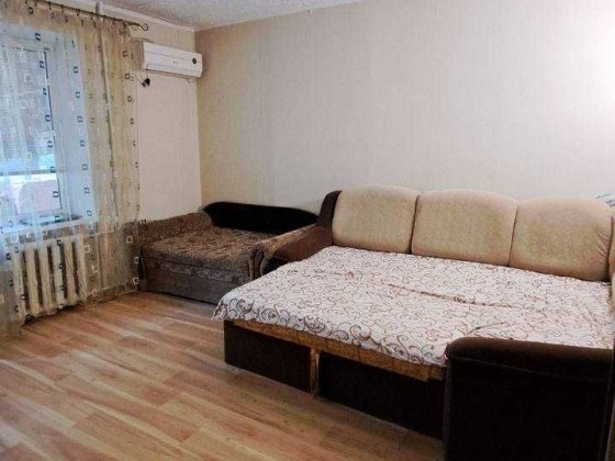 Сдаётся 1 ком. квартира на 4 Заречном д.17 Кривой Рог