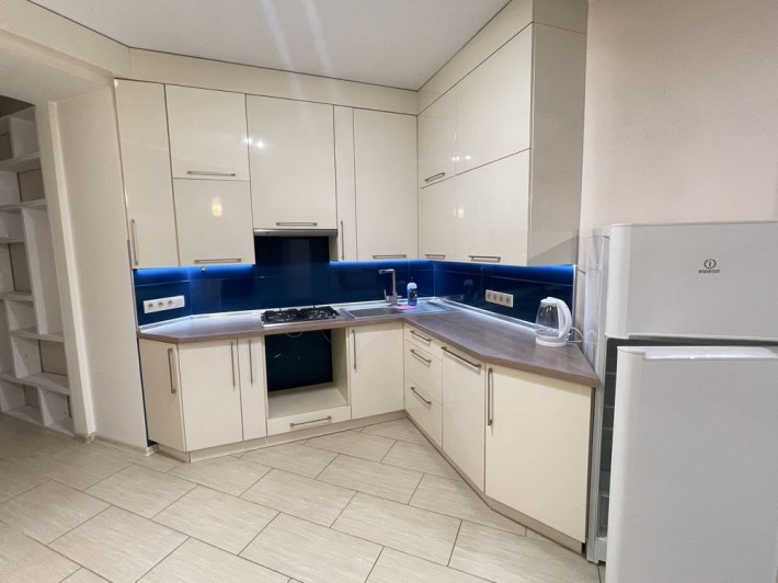 Оренда 2к квартири біля Центрального Парку, газове опалення - фото 1