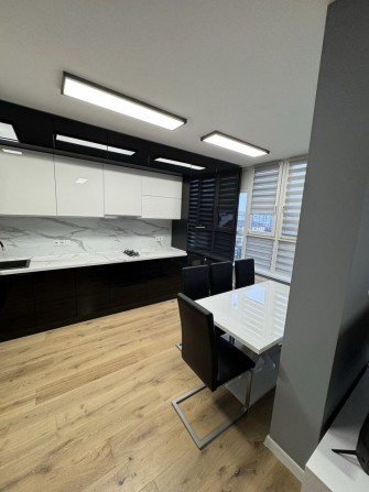 3-х кім. кв . Від власника! центр(вул. Галицька ) - фото 1