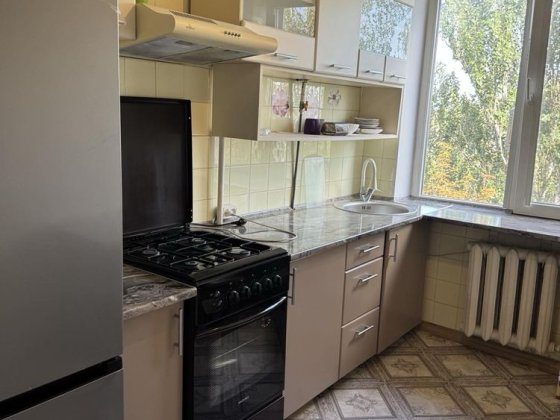 Оренда 3х кім. у центрі на дзержинці (Дзержинка,95 квартал,Соцмісто)