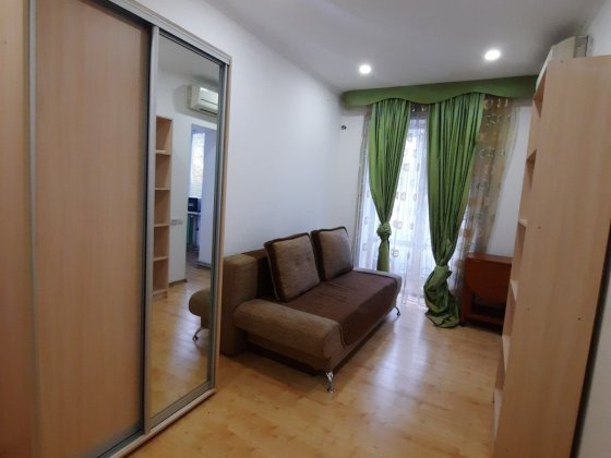 Оренда 2к з автономним опаленням на 97 кв! Кривой Рог