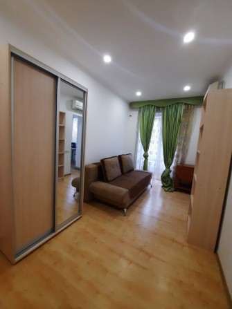 Оренда 2к з автономним опаленням на 97 кв! - фото 1