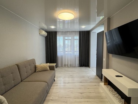 Аренда 2х ком кв, на 95 квартале ( пр Мира ) Кривой Рог