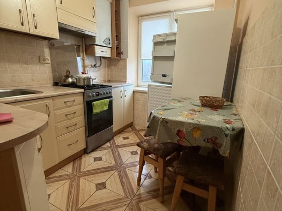 Оренда 2 кім кв. Набережна 10 Ивано-Франковск