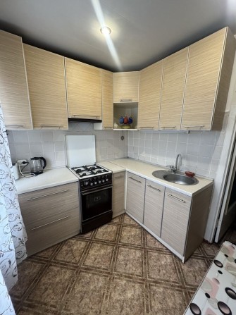 Оренда 2х кім. Центр, по вул. Соборній, меблі та техніка. - фото 1