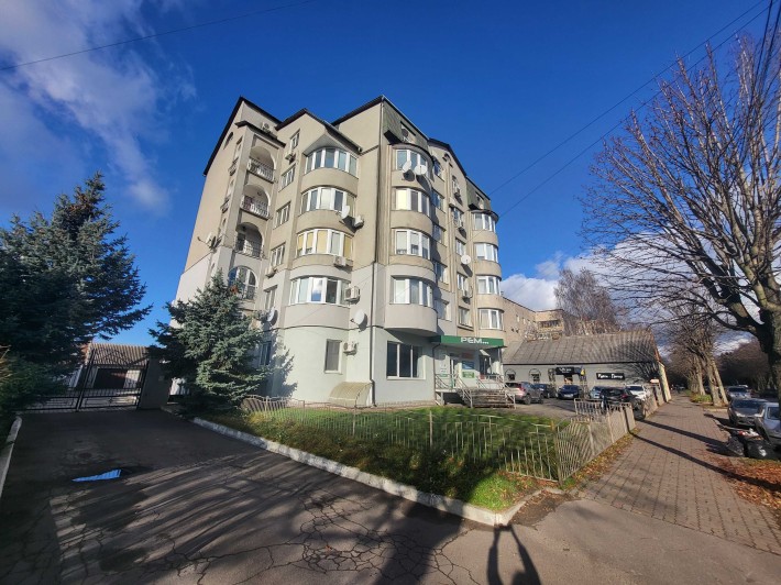 Оренда елітної 5-кімнатної квартири біля РЦ «Промінь»! - фото 1