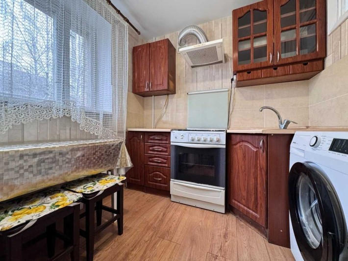 Оренда 1к квартири на вул.  Ветеранів, район магазину Велмарт! - фото 1