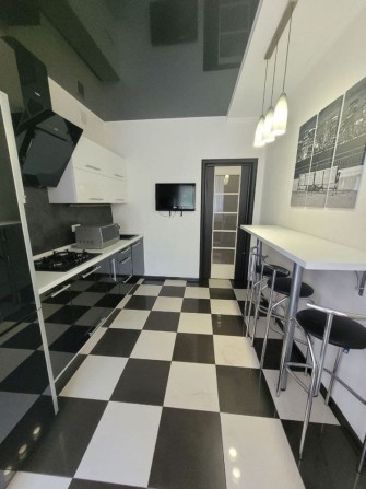 Довгострокова оренда біля Податкової - фото 1