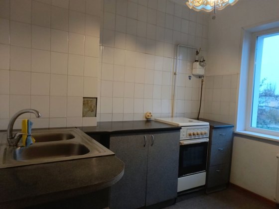 Сдаётся 2 х ком Спасская дом 10 Кривой Рог