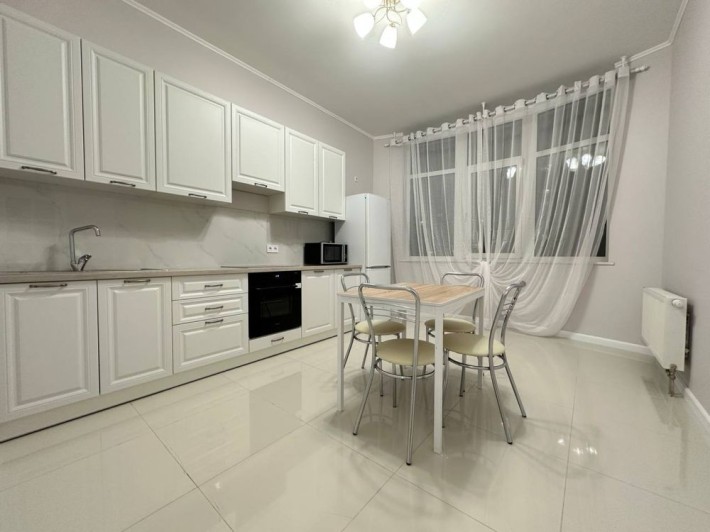 Оренда просторої 2 кімнатної квартири - фото 1