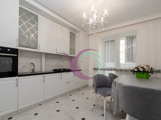 ОРЕНДА 3-к. квартира з і/о та ремонтом за вул. Стуса Ивано-Франковск