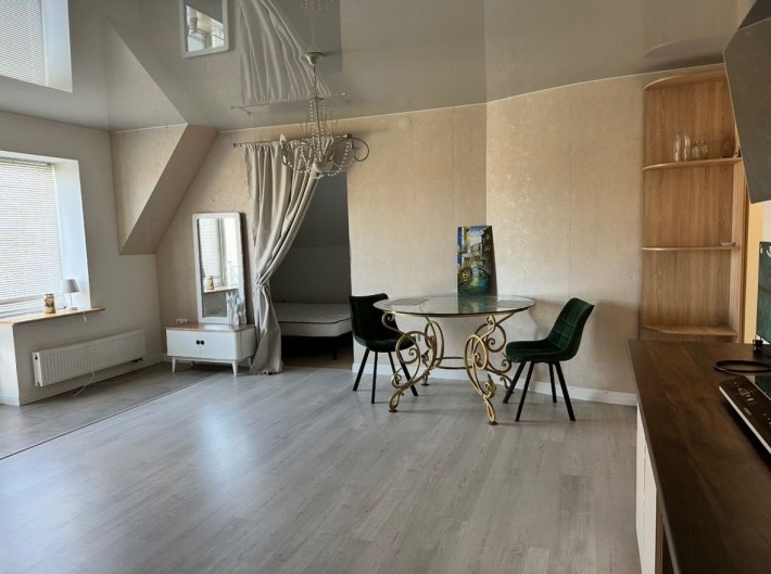 11000 за все. Квартира в приват секторі  Липини. Власник - фото 1