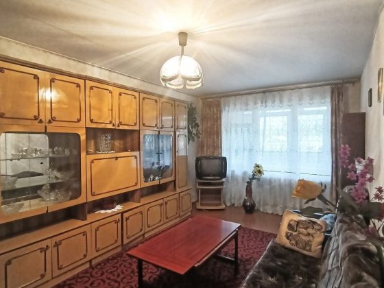 2х к.кв.р-н 8й квартал-Кристал оренда Никополь