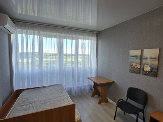 Оренда квартири з виглядом на набережну! Вільна, можна заселятися!