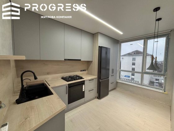 Оренда 2 кімнатної квартири біля Нафти і Газу Ивано-Франковск