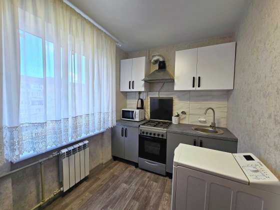 Сдаётся уютная однокомнатная квартира на Вечернем бульваре Кривой Рог