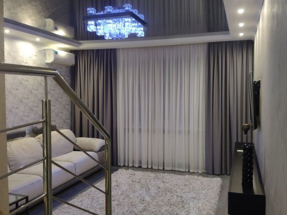 Здам в оренду дворівневу великогабаритну квартиру з сучасним ремонтом Луцк