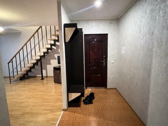 Здам 1 кімнатну дворівневу квартиру Луцк