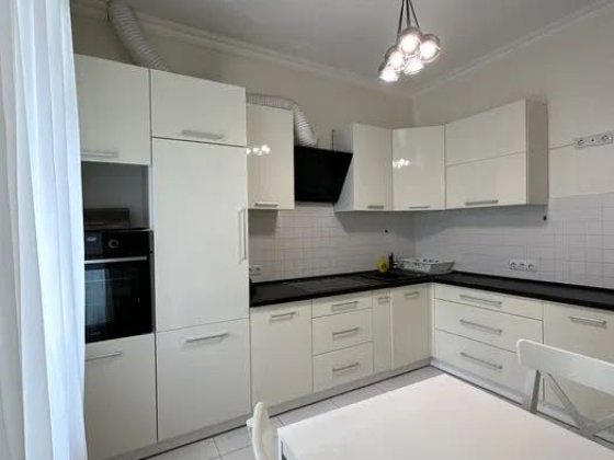 Оренда 2 кімнатної квартири в самому центрі в будинку клубного типу. Івано-Франківськ