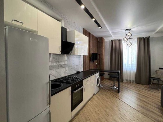 Оренда 1-кім, вул. Товарна Ивано-Франковск