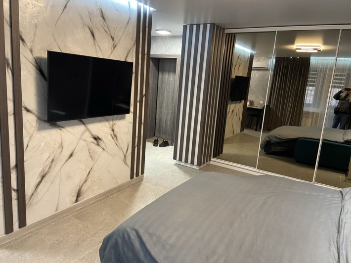 Здам  1-к квартиру біля площі Володимира Великого - фото 1