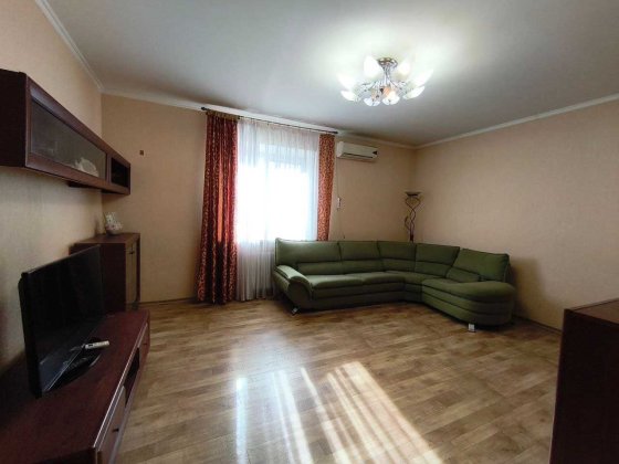 Соцгород Кривий Ріг 2-х км. велика квартира, все поруч Кривой Рог