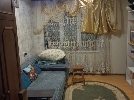 Не дорогая 1 комнатная. Всегда есть электричество. Полтава