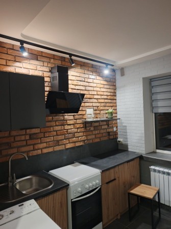 Квартира в Полтаве со свежим ремонтом в стиле лофт. Район Макдональдс. - фото 1