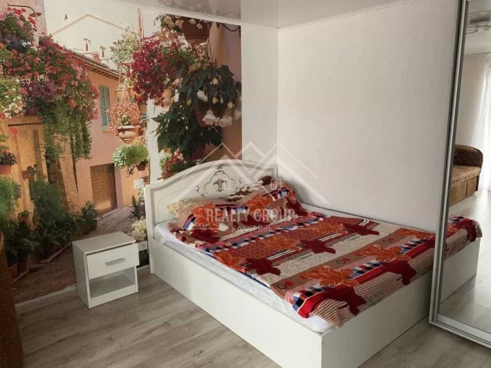 Оренда затишної однокімнатної квартири-студії на Соцмісті за Фокстротм - фото 1