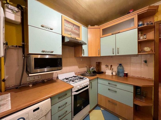 Оренда 2к квартири на площі Визволення Кривой Рог