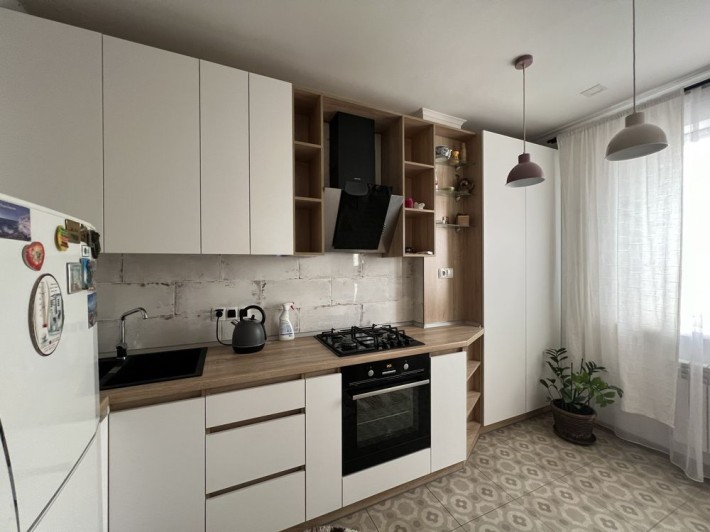 Новобудова, квартира з індивідуальним опаленням. - фото 1