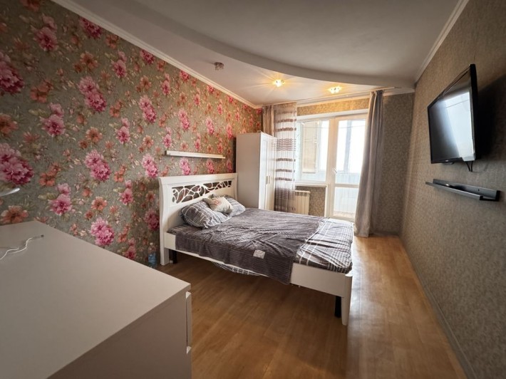 Здам 3 кімнатну квартиру - фото 1