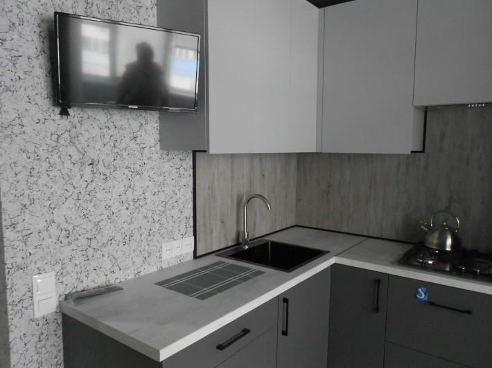 Сдам квартиру на Россошенцах в новом доме с автономкой. - фото 1