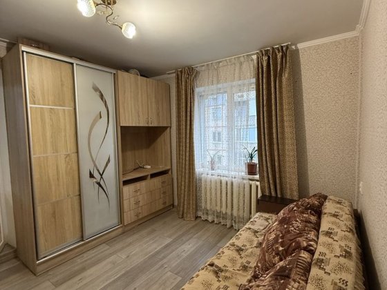 Однокімнатна на 4 поверсі Сумы