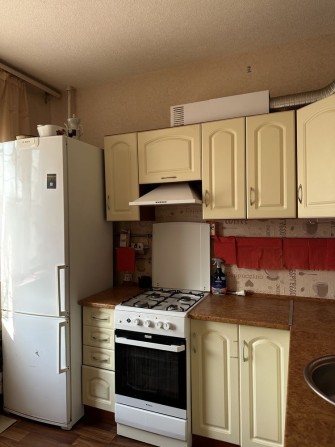 2к квартира в оренду - фото 1