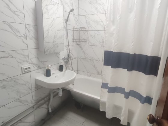 Оренда 1-квартири Безручка біля АТБ Ровно