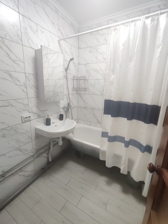 Оренда 1-квартири Безручка біля АТБ - фото 1