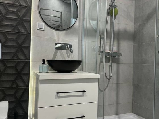 Оренда 2 кімнатної новобудови з зарядкою власного електрокару Ровно