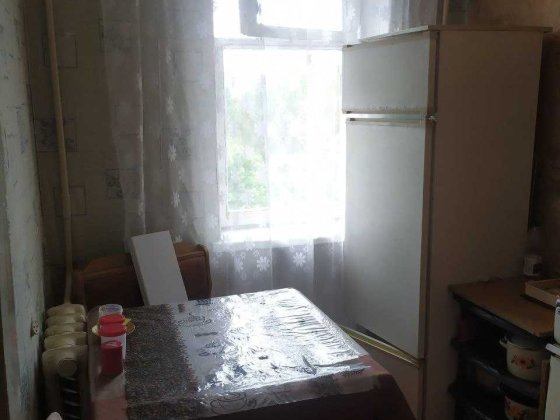 Однокімнатна вільна з 6.12. Без ремонту. Без комісії.  5000+ Комуналь. Рівне