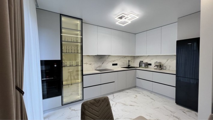 Здається сучасна 3кім в центрі з паркомісцем ЖК Клубне містечко 12 - фото 1