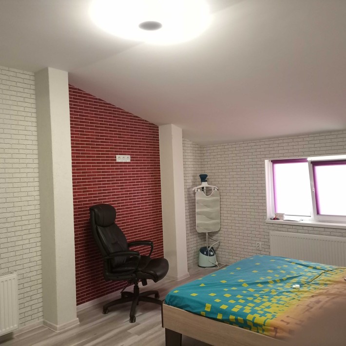 Здам 4 кімнатну квартиру в центрі - фото 1