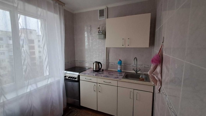 Гарна 1к. квартира з ремонтом, меблями та технікою. - фото 1