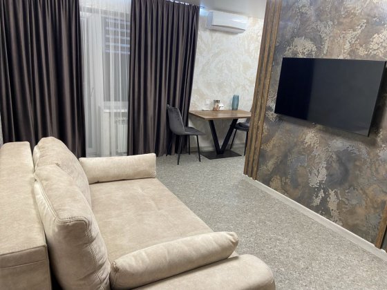 Здам 1-кімн квартиру в сакс.районі можно на місяць Кривой Рог