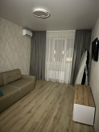 Здам чудову 1-кімнатну в новобудові - фото 1