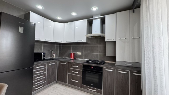 Здам 2 кімнатну квартиру в новобудові - фото 1