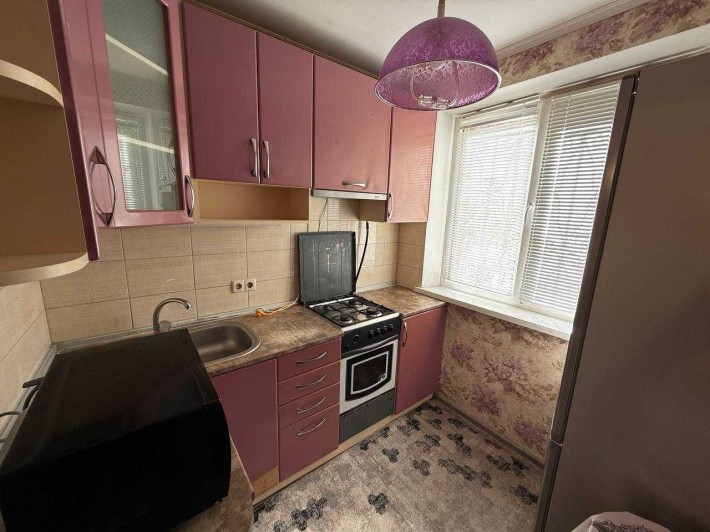 В оренду 1-кімнатна квартира по вул. Металургів - фото 1