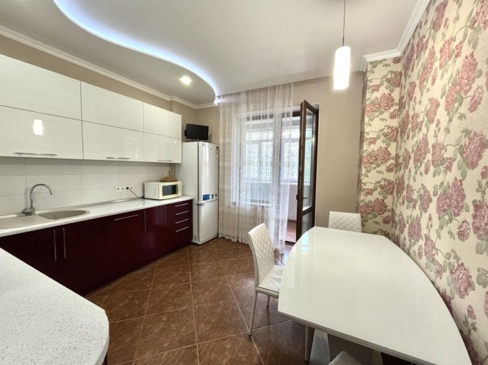 Оренда, Центр, в Новобудові, 1-кімн, зуп.Сінна (Коваля) - фото 1